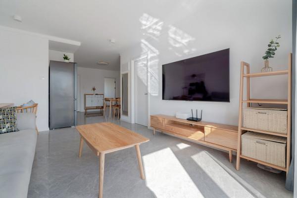 長春百合裝飾怎麼樣 原木風和愛馬仕橙搭配的簡約風住宅 簡潔且溫馨