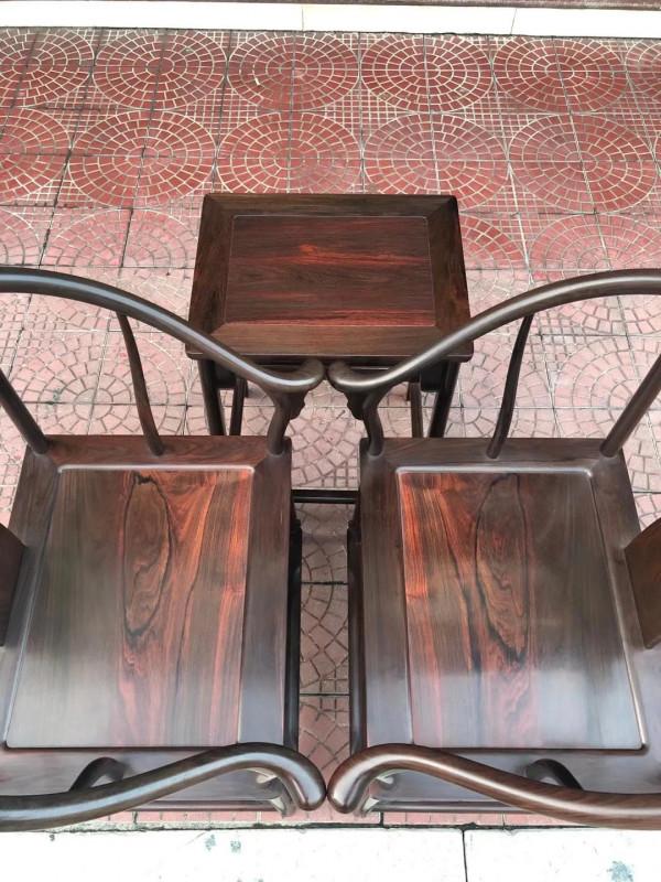 大紅酸枝祥雲如意圈椅三件套