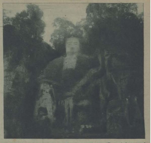 從老照片看百年前的樂山大佛 從老照片看百年前的樂山大佛