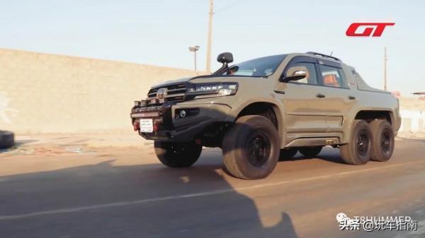 迪拜土豪將豐田陸地巡洋艦LC200改成了皮卡，還是六驅的