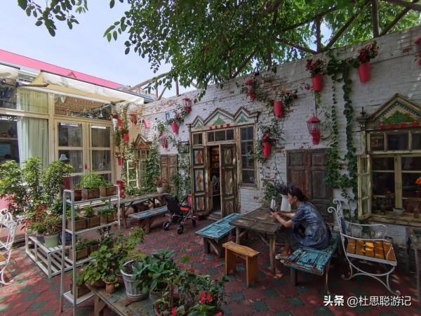 漢EV自駕新疆，打卡網紅景區伊寧六星街，排隊兩小時吃上冷飲