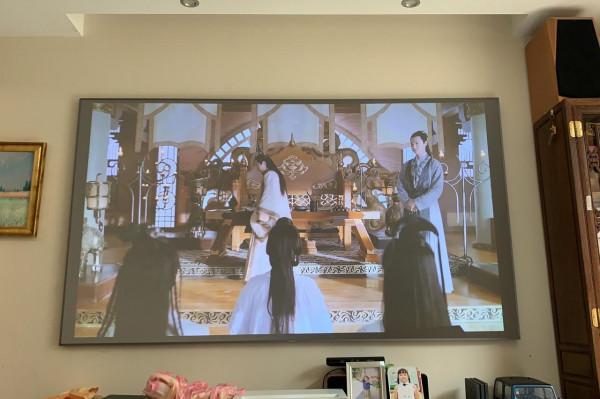 鐳射電視幾萬元，與液晶電視對比，兩者有什麼不同？哪種更好用？