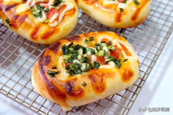 麵包出爐太香了，健康無新增，孩子吃了還想吃，媽媽連續烤了四盤