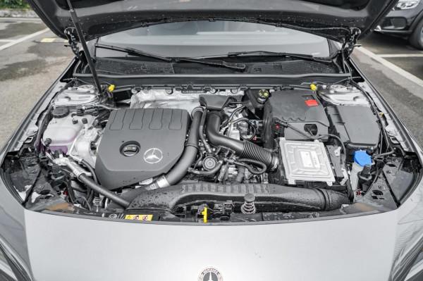 媳婦選啥車?賓士CLA級,指導價29.98萬,外觀優雅 媳婦選啥車?賓士CLA級,指導價29.98萬,外觀優雅