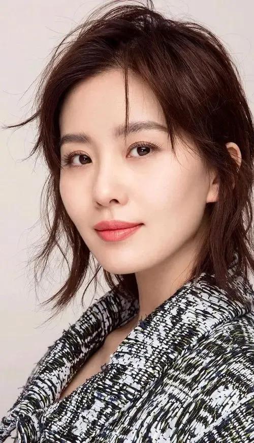 劉亦菲VS劉詩詩圖集：你更加磕誰的顏？