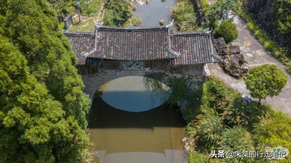 泗溪一座國保級石拱木廊橋,不僅造型穩重優美,而且防火等級頗高 泗溪一座國保級石拱木廊橋,不僅造型穩重優美,而且防火等級頗高