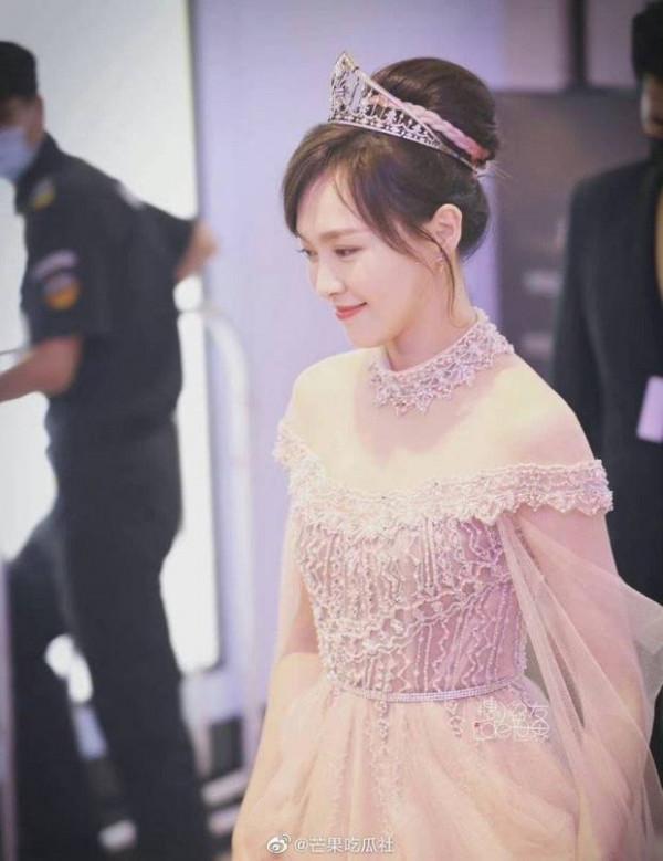 她真的是甜姐一枚