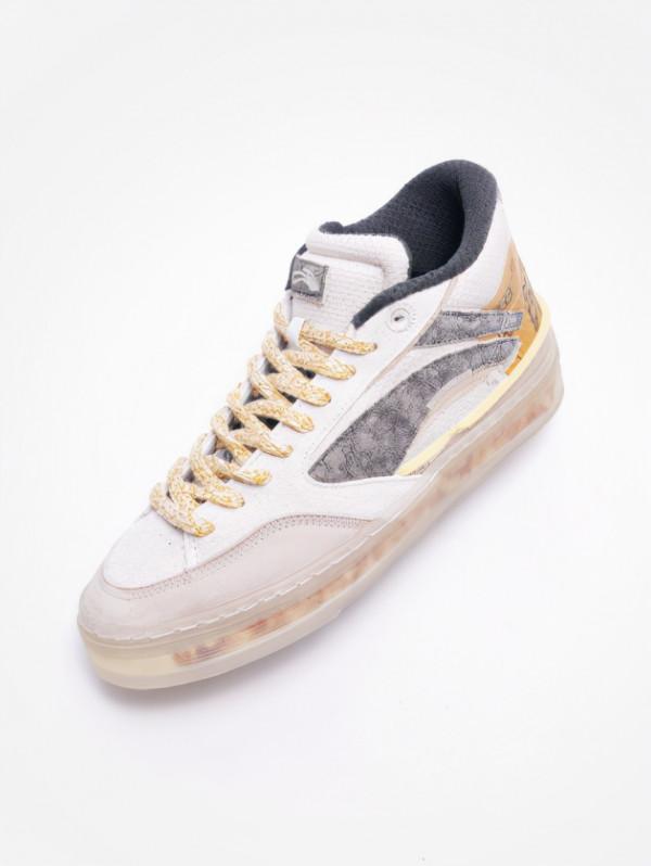 李寧又曝光了一款新板鞋！質感拉滿，還是聯名，比惟吾Pro還要帥