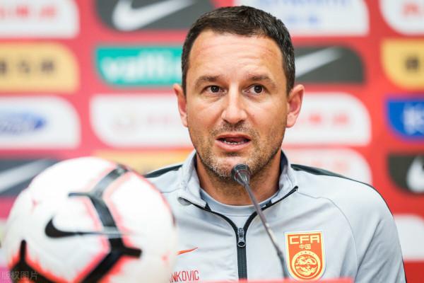 李鐵已正式告別國足，新帥人選將是“二選一”，歸化去留懸念重重