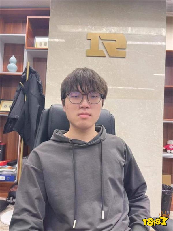 LPL轉會期最新訊息 V5組建銀河戰艦,Bin加入RNG,小虎迴歸中路 LPL轉會期最新訊息 V5組建銀河戰艦,Bin加入RNG,小虎迴歸中路