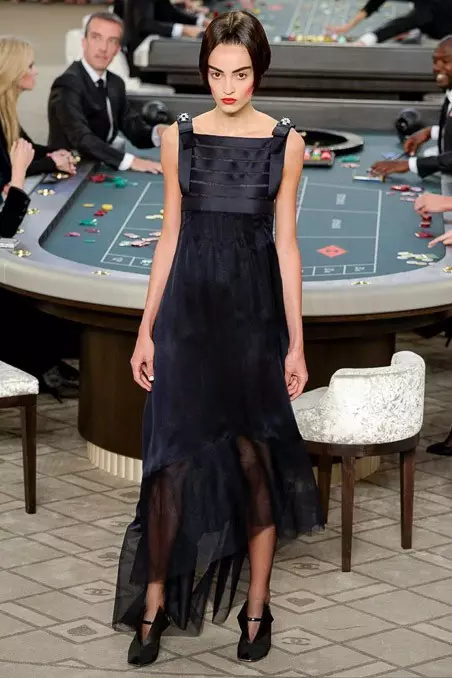 以新視角，解讀香奈兒Chanel2015/16秋冬服裝系列