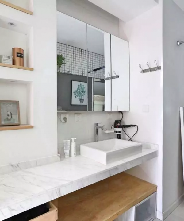 只有28㎡的小戶型,軟硬裝就花了6.5萬,一個人住會上癮的 只有28㎡的小戶型,軟硬裝就花了6.5萬,一個人住會上癮的