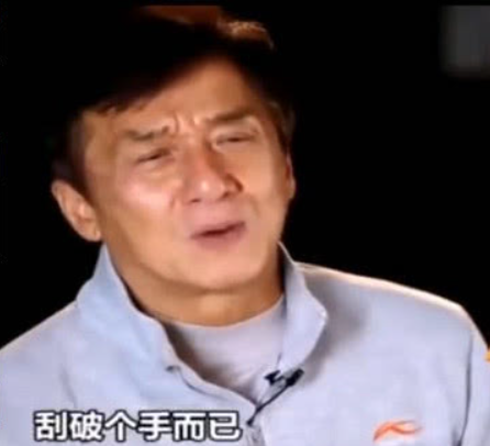 拍戲靠摳圖、1公里內必有五星酒店，“塑膠演員”的下限有多低？