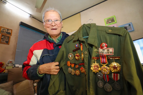 “有人嗎?”回答他的只有風聲…71年前,他們的故事比《長津湖》更催淚 “有人嗎?”回答他的只有風聲…71年前,他們的故事比《長津湖》更催淚