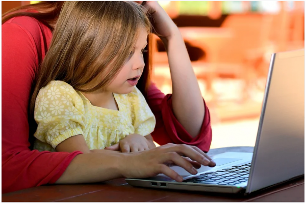 為什麼老一輩養孩子那麼容易,這一屆父母卻在感慨“小兒難養” 為什麼老一輩養孩子那麼容易,這一屆父母卻在感慨“小兒難養”