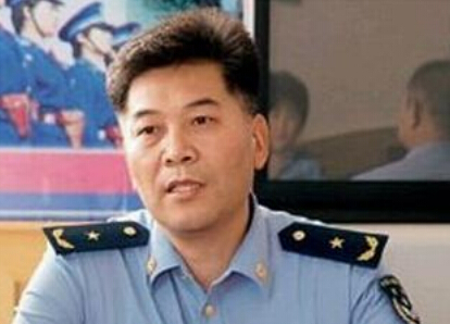 他是首位來自空軍的戰區司令,16歲參軍,曾創下5項全軍歷史記錄 他是首位來自空軍的戰區司令,16歲參軍,曾創下5項全軍歷史記錄