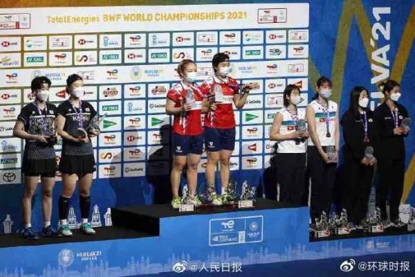 祝賀中國隊球員陳清晨/賈一凡奪得羽毛球世錦賽女雙冠軍 祝賀中國隊球員陳清晨/賈一凡奪得羽毛球世錦賽女雙冠軍
