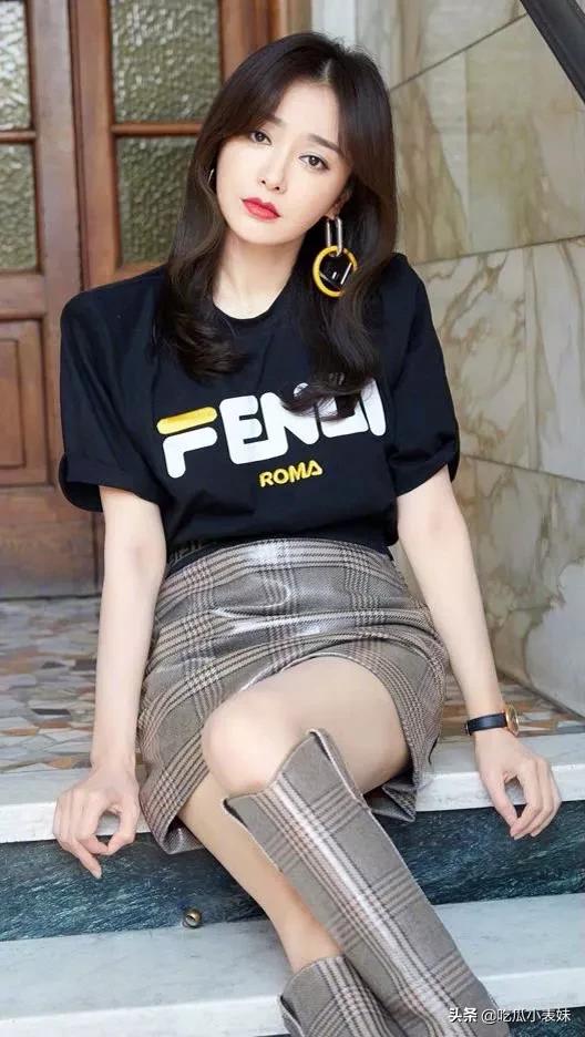 秦嵐，漂亮迷人，氣質優雅