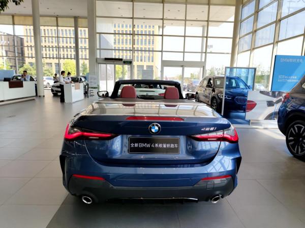 超大鼻孔夠激進 實拍全新寶馬4系敞篷版 比硬頂貴10萬 超大鼻孔夠激進 實拍全新寶馬4系敞篷版 比硬頂貴10萬