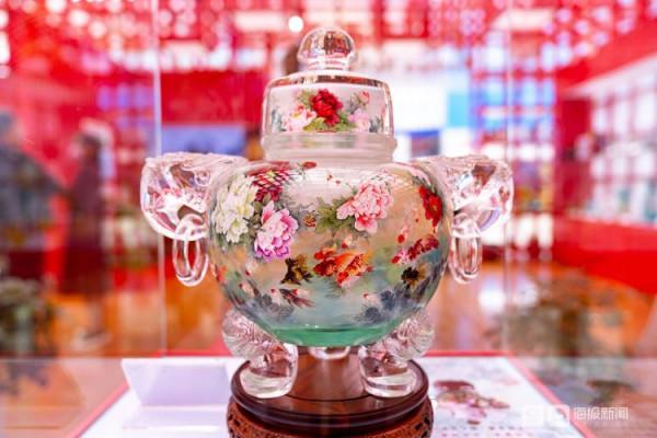 69家山東老字號再赴“進博之約”文化匠心載齊風魯韻破浪遠航 69家山東老字號再赴“進博之約”文化匠心載齊風魯韻破浪遠航