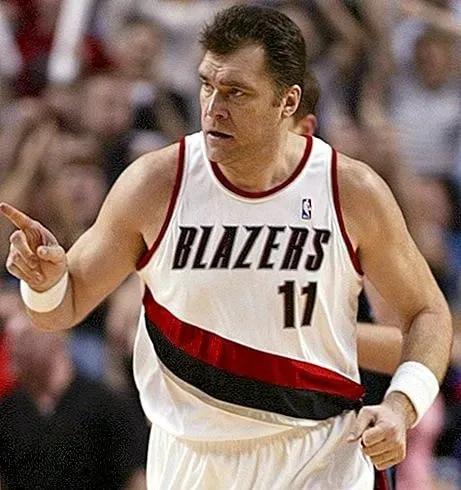 帶著殘疾人停車牌打球！掀翻美國夢之隊一條腿就能跟奧尼爾五五開