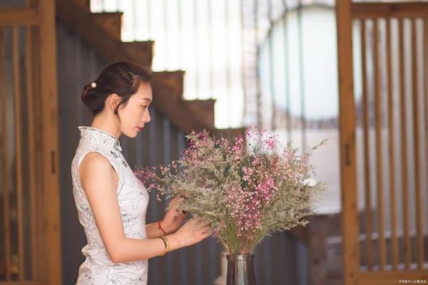 女性不想老太快，少碰4果，多吃5物，或能幫你給面板“保鮮”