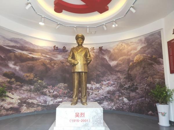 1959年北京衛戍區成立,誰擔任司令?他15歲當毛主席的警衛排長 1959年北京衛戍區成立,誰擔任司令?他15歲當毛主席的警衛排長