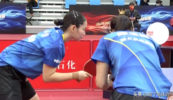 乒超女團半決賽：莎莎輕取大迪結束連敗，何卓佳奪兩分深大晉級