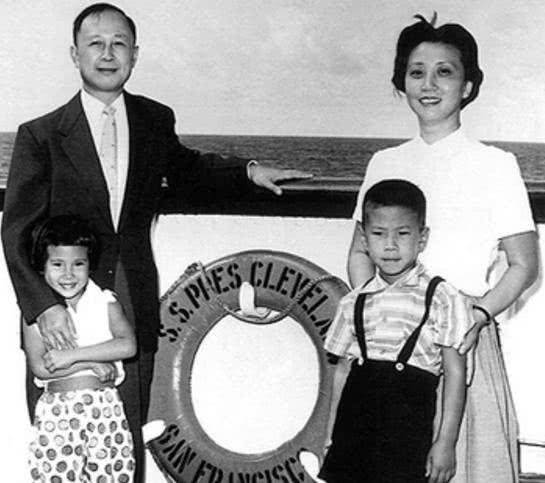 錢學森歸國，曾收到一封信提醒不要下船，50年後才知寫信之人是誰