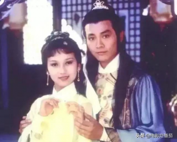 “禿頂”危機的10大男神，有人29歲髮際線堪憂，有人常年戴假髮套