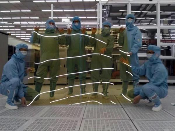 聚焦摺疊屏手機！湖北這一柔性顯示材料問世，成功打破國外壟斷