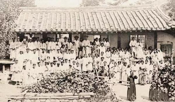 基督教化：韓國人的&OpenCurlyDoubleQuote;脫亞入歐&rdquo;