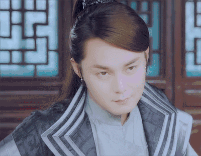 縱觀明星那些減肥方法,狠地只喝水,兩週掉十斤 縱觀明星那些減肥方法,狠地只喝水,兩週掉十斤