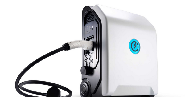 純電汽車有“充電寶”終於不再擔心續航？充電半小時多跑30公里