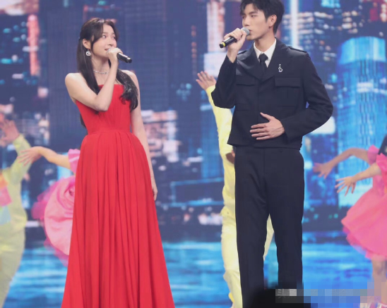 中秋晚會10位女星盛裝出席,感覺李宇春又截胡了 中秋晚會10位女星盛裝出席,感覺李宇春又截胡了