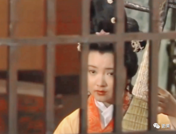 關曉彤要氣死了吧！不光被娜扎豔壓，還遭N個大美人拉踩···