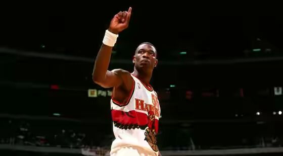 封蓋+得分+籃板三雙有多難？現役僅6人做到過，奧拉朱旺10次做到