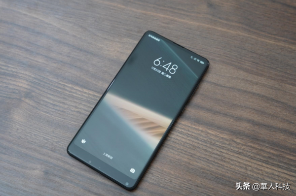 iPhone 真的比安卓耐用嗎?測評兩臺幾年前的舊手機 iPhone 真的比安卓耐用嗎?測評兩臺幾年前的舊手機