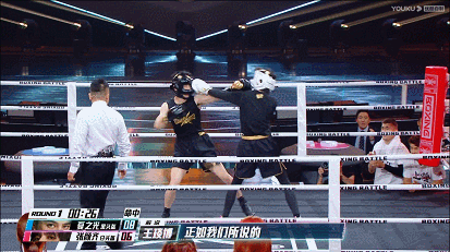 林丹夠狠，但女人打起來更可怕！李斯丹妮拳臺“暴揍”於文文