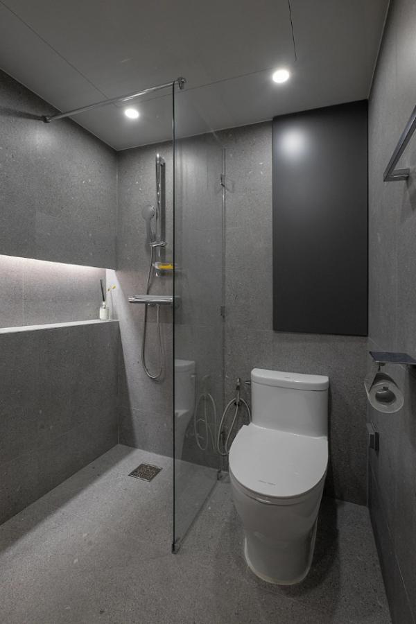 三口之家的106㎡學區房，屋主每天收拾乾淨，看著舒適住著也很爽