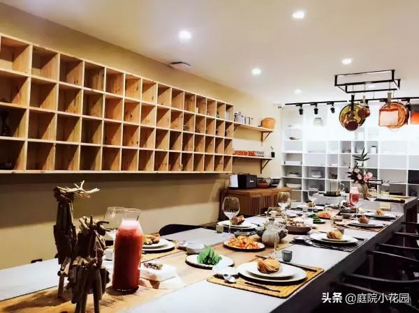 70後文藝大叔，用6年建400㎡院子，每天喝茶做飯，瀟灑生活