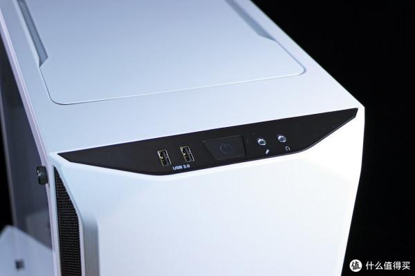 裝機靜音無光 5600G 主機測試：完美執行永劫無間等3A大作