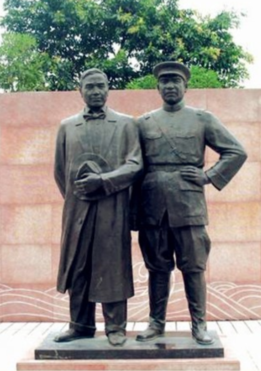 1937年，一小姑娘來到八路軍辦事處哀求道：我要找我的爸爸周恩來