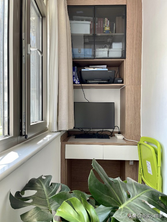 56平兩居室學區房，不做吊頂很舒適，電視牆是全屋亮點，美觀實用