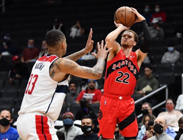 14分逆轉！奇才3連敗，哈勒爾高效17分，庫茲馬24分+6記三分爆發