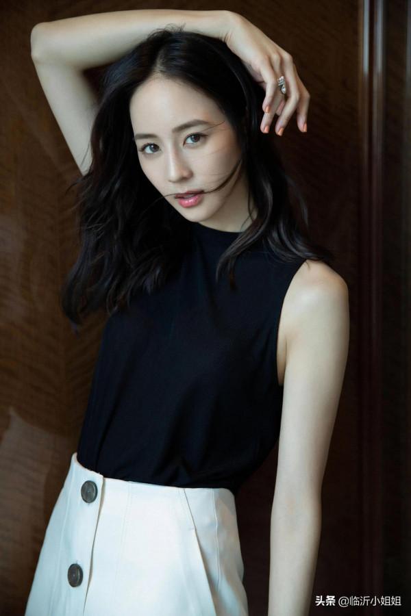 張鈞甯，優雅溫婉的知性美女！才華型藝人的代表，太迷人了