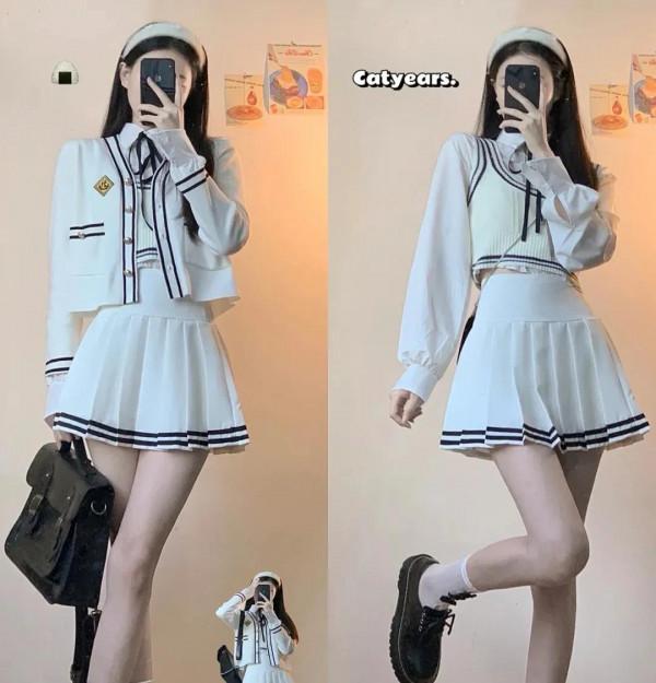 無法拒絕的 那些好看又神仙的學院風衣服穿搭 好想重回18歲 無法拒絕的 那些好看又神仙的學院風衣服穿搭 好想重回18歲