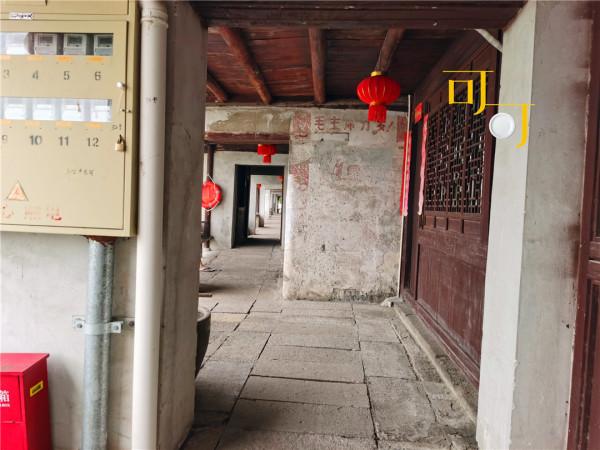 湖州荻港村的施家餛飩5元一碗,乾隆愛吃的鱔糊面,30元一碗 湖州荻港村的施家餛飩5元一碗,乾隆愛吃的鱔糊面,30元一碗