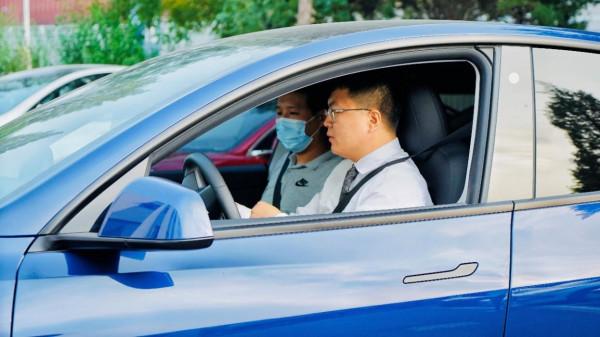 打消使用者換購疑慮，特斯拉推出“超長保價”置換服務