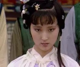 紅樓中秋：欄杆數到十三根